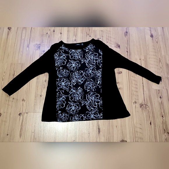 APT. 9 BRAND - LONG SLEEVE - BLACK WITH WHITE FLORAL BLOUSE - SIZE PL - Picture 2 of 5